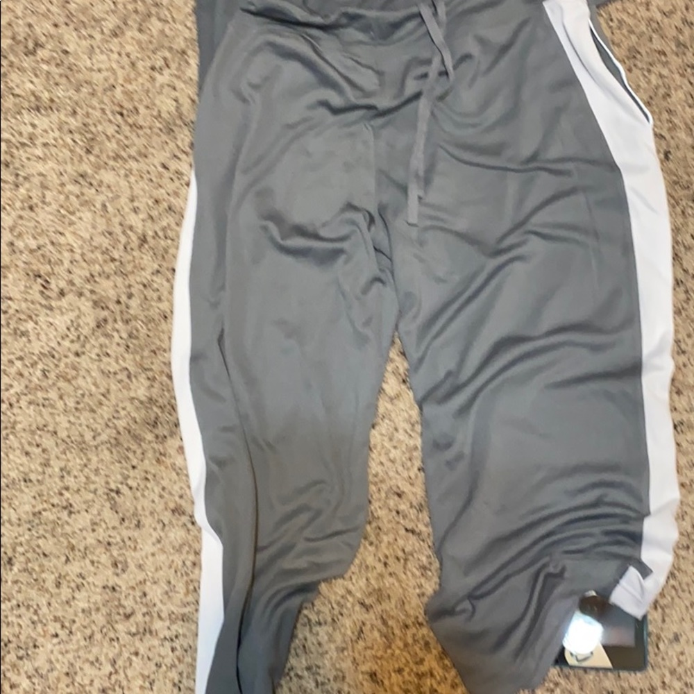Workout suit - Picture 5 of 5
